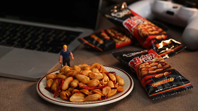 HUANG FEI HONG Super Spicy Peanuts