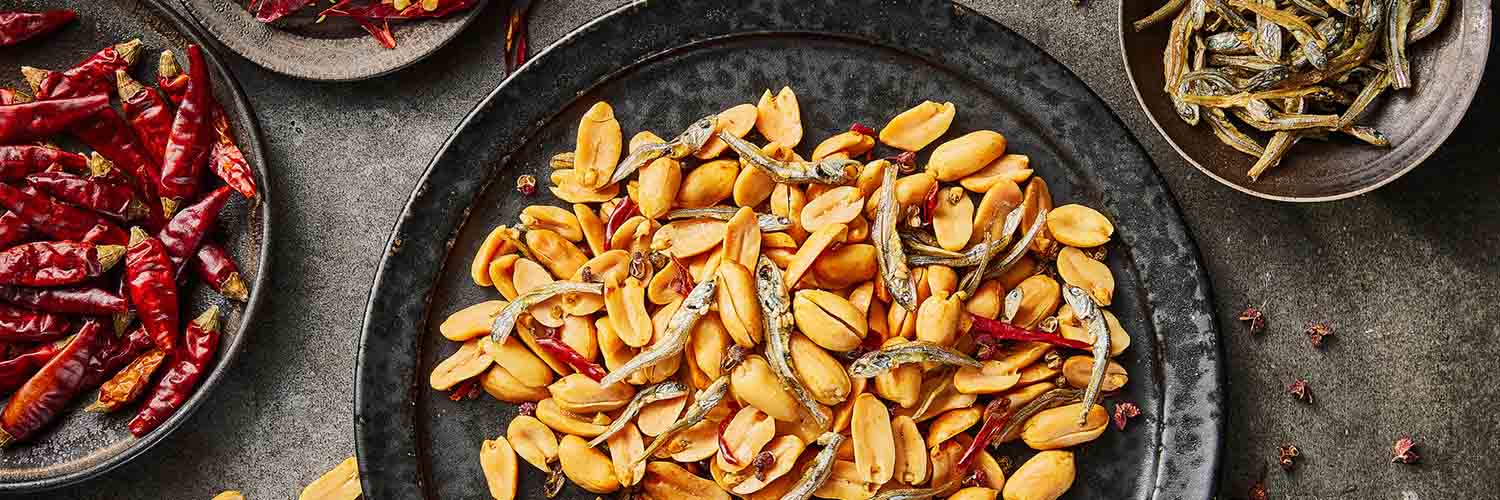 HUANG FEI HONG - HUANG FEI HONG Spicy Peanuts with Dried Fish
