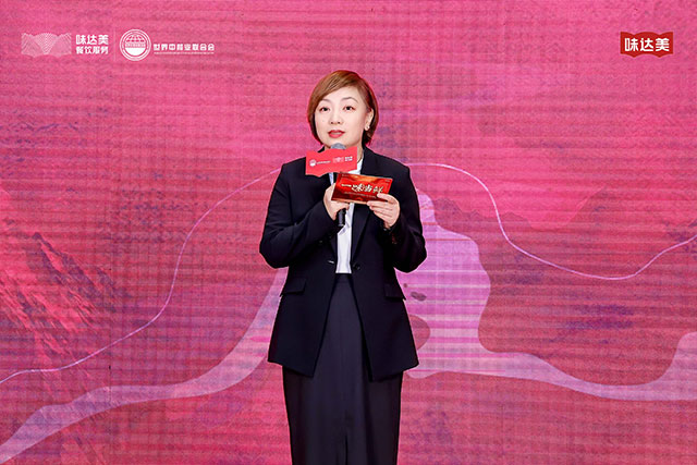 Jia Xiaojin, the general manager of Shinho WEI DA MEI Catering Service Business Unit