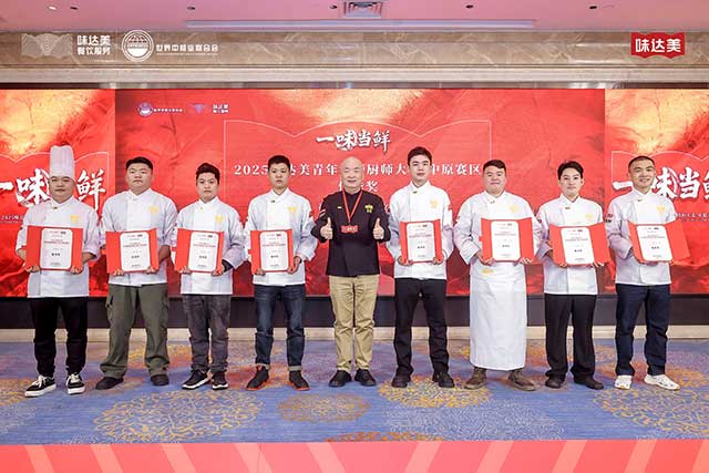 Group photo of excellence award winners